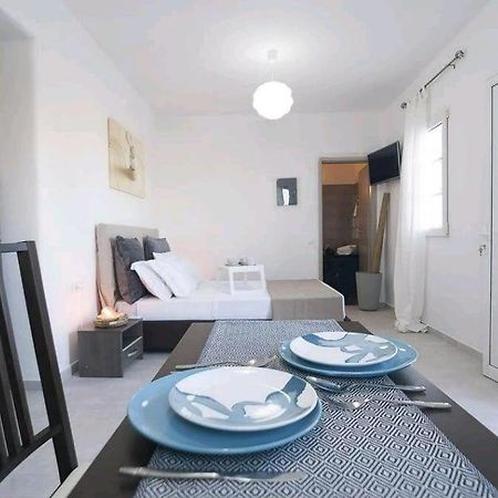 Avalon Cosy Apartments Kiku Studio For 2 With Shared Swimming Pool Agrari  Екстер'єр фото